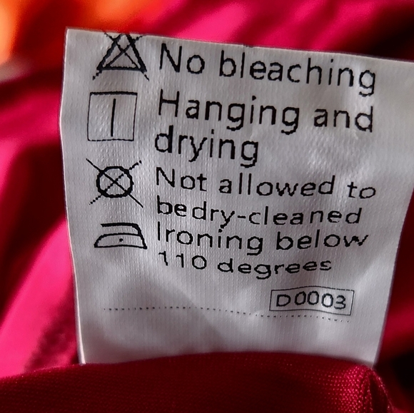 Womens Off Shoulder burgundy red Long Sleeve w/adjustable straps Crop Top Size M - Picture 8 of 8